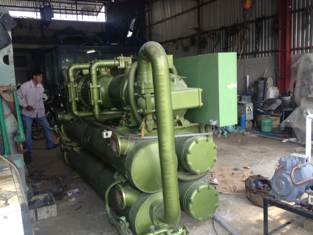 Máy làm lạnh nước Chiller 04